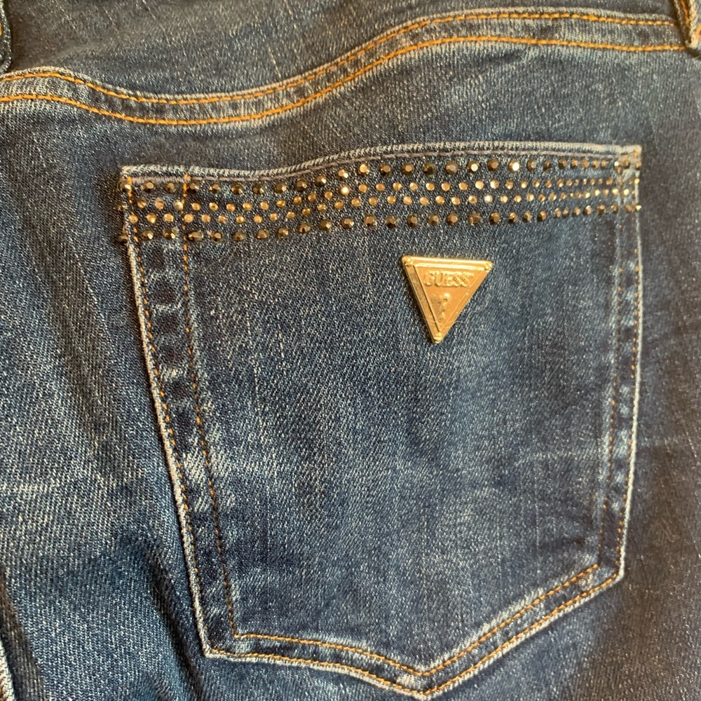 Guess | Los Angeles Power Curvy Mid Jeans - Picture 8 of 9